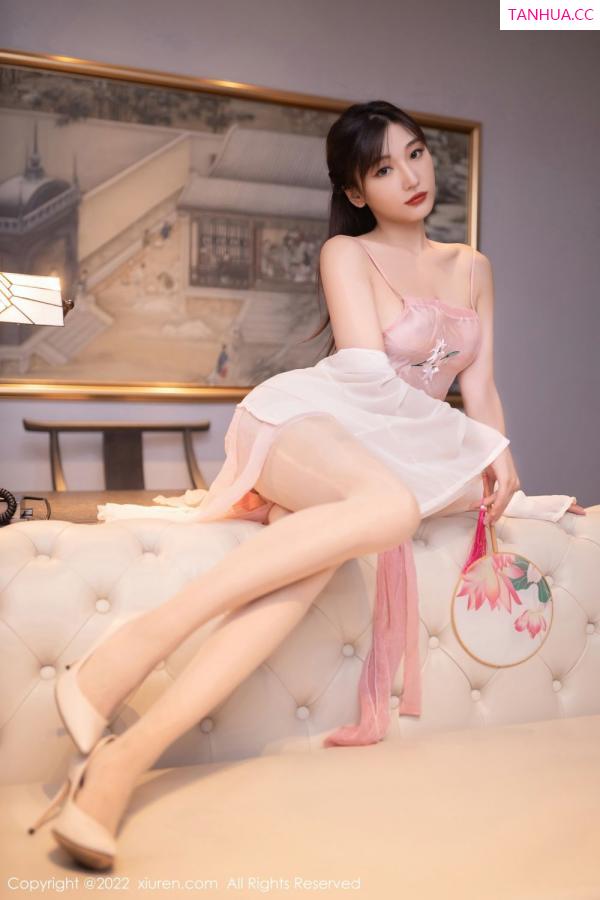 陆萱萱  [XiuRen]高清写真图 2022.09.29 No.5666 陆萱萱第21张图片